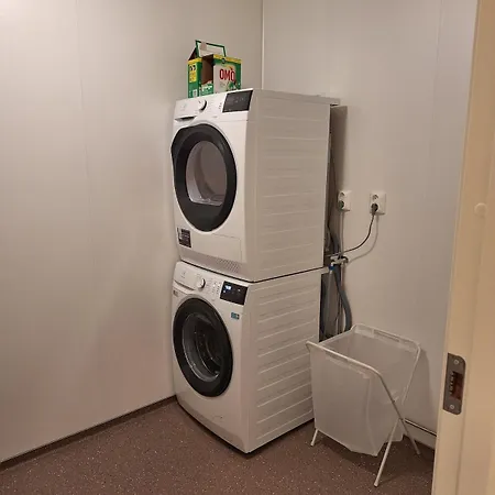 Brand New 3-room In Dyroy *