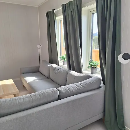 Brand New 3-room In Dyroy Appartement Brostadbotn
