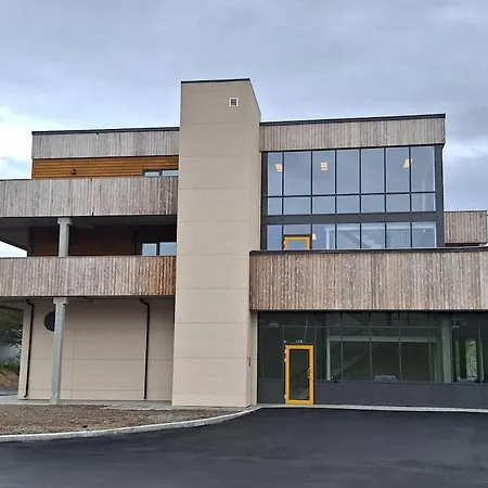 Brand New 3-room In Dyroy Apartmán